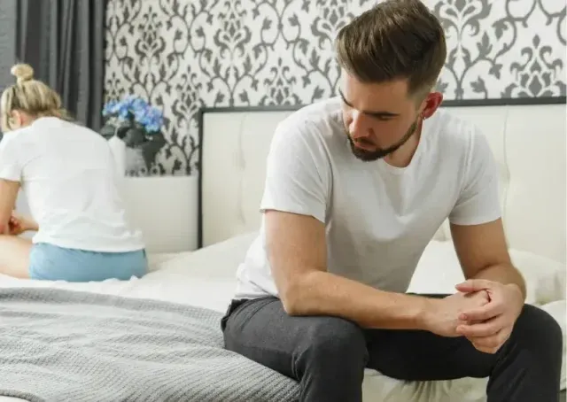 Problemy z erekcją u młodych mężczyzn - przyczyny, wpływ chorób i stylu życia, oraz jak radzić sobie emocjonalnie